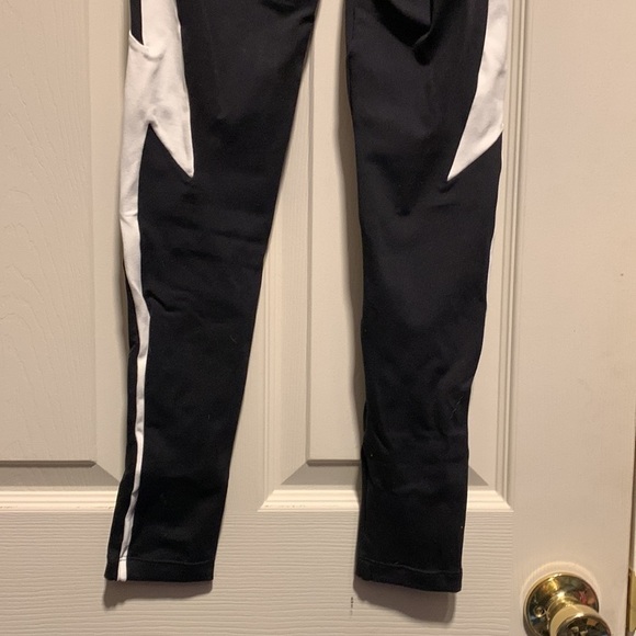 925 Fit Be Bolt Graphic Leggings size Small - Picture 9 of 10